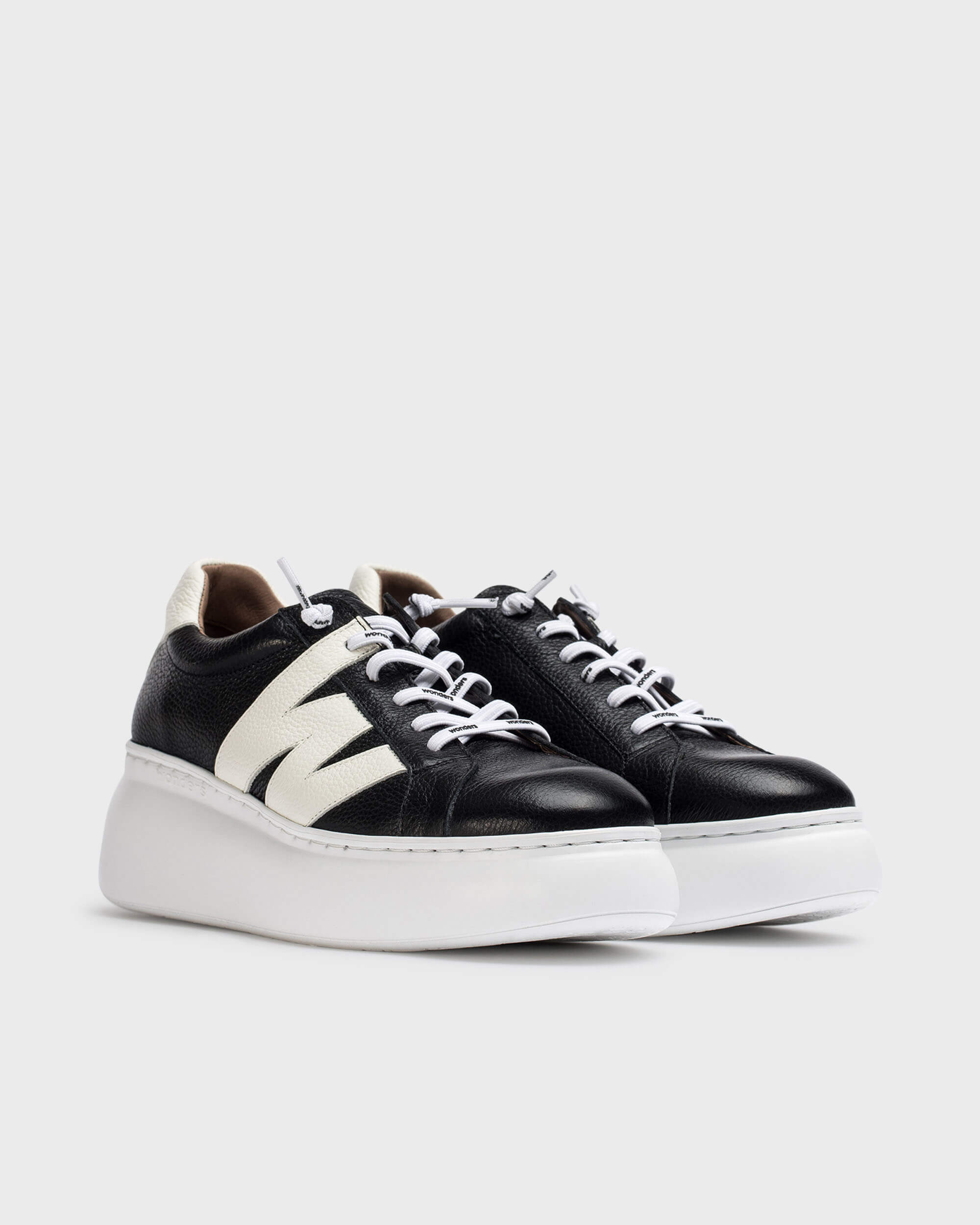 Black DORITA Sneaker - Galides
