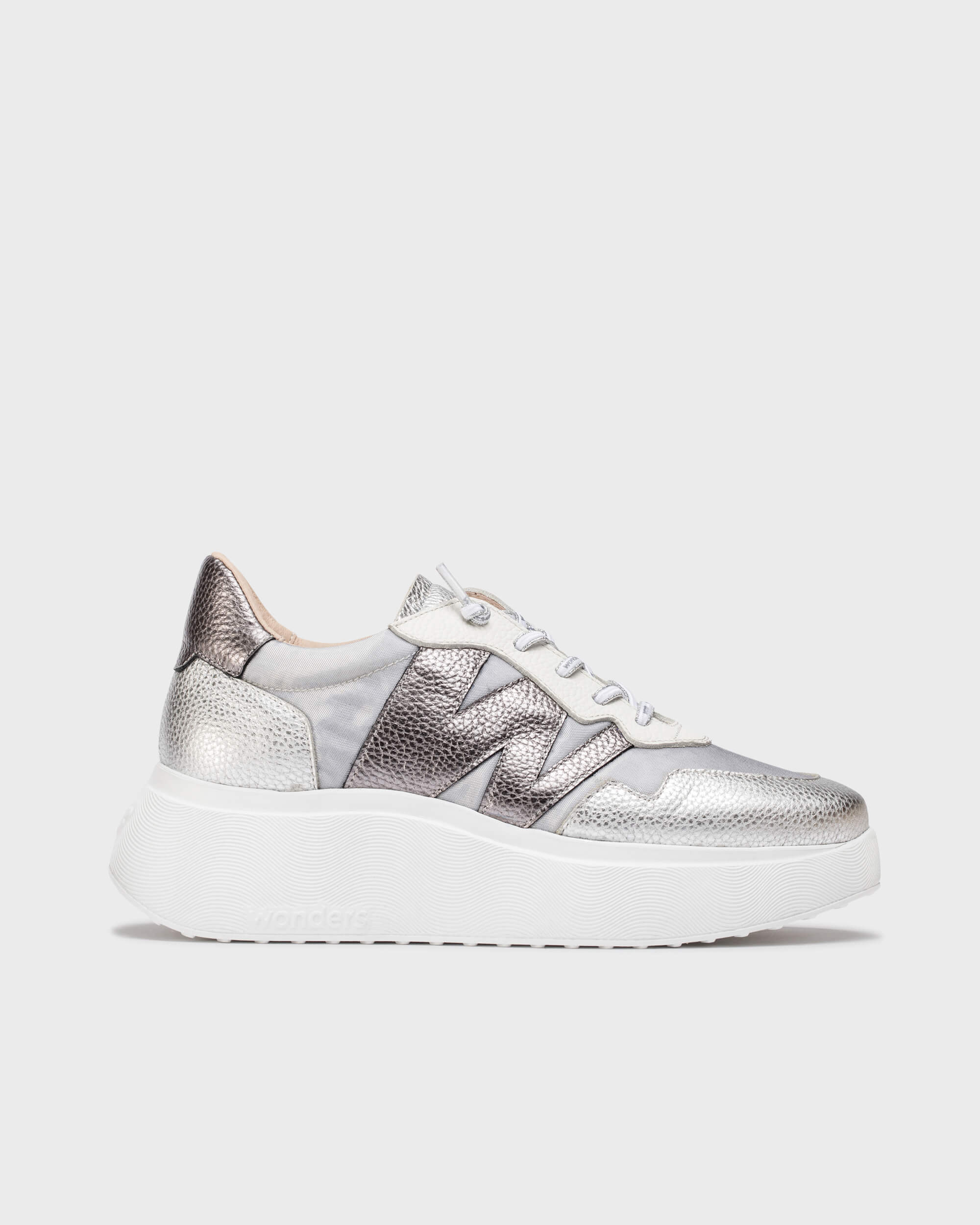 Silver ZENIT Sneakers - Galides