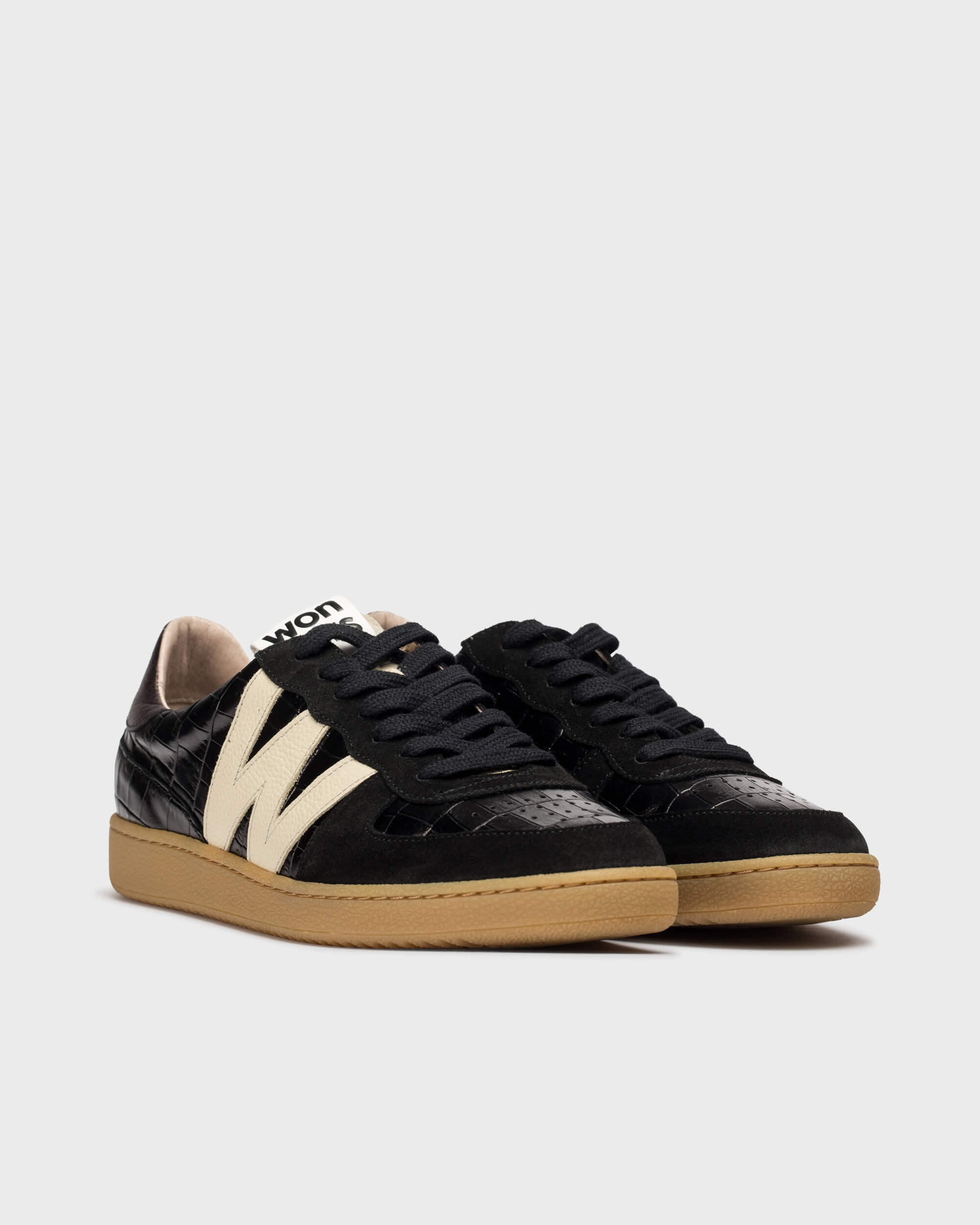 Black NUBIA 02 Sneakers