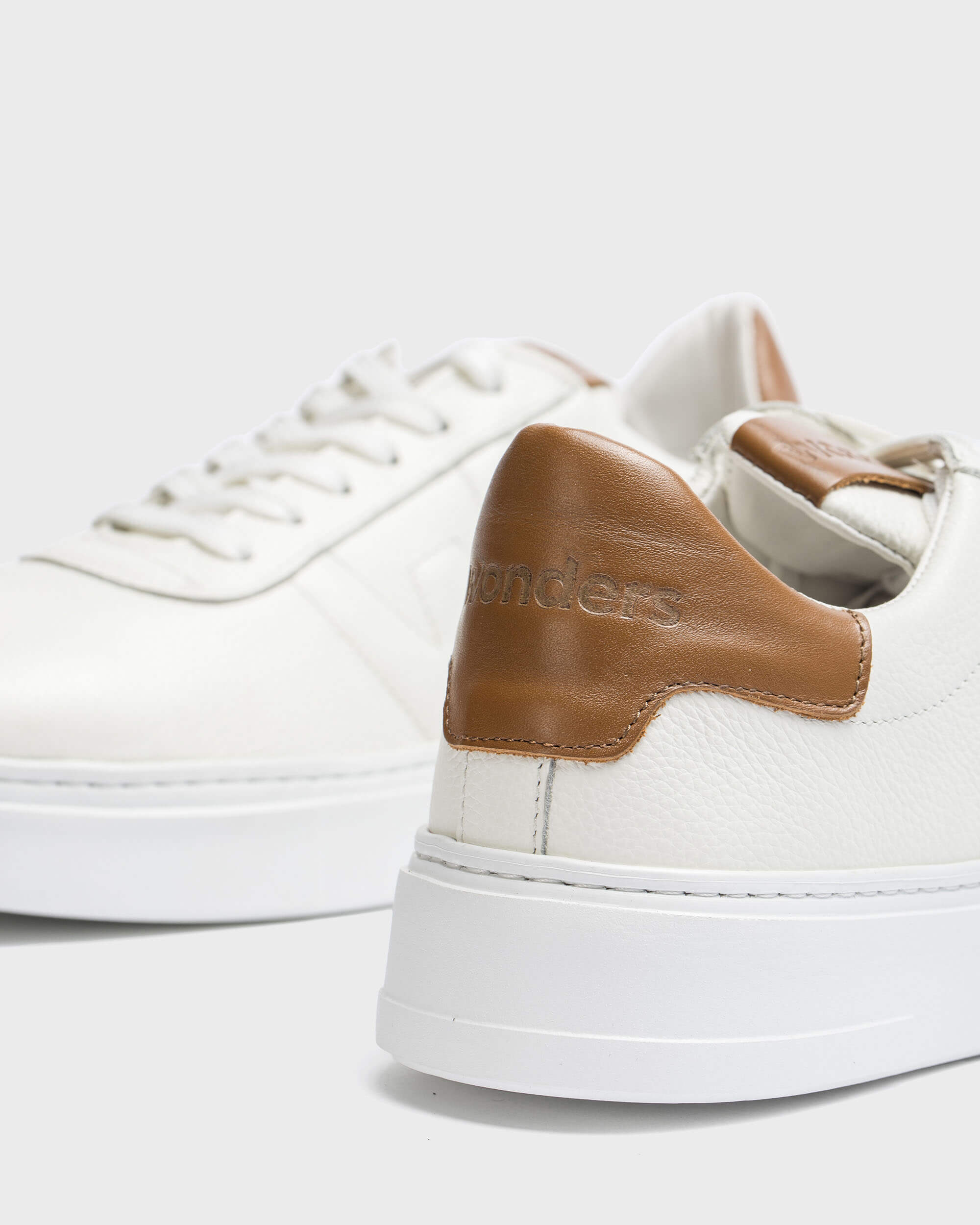 White OLIVER Sneakers - Galides