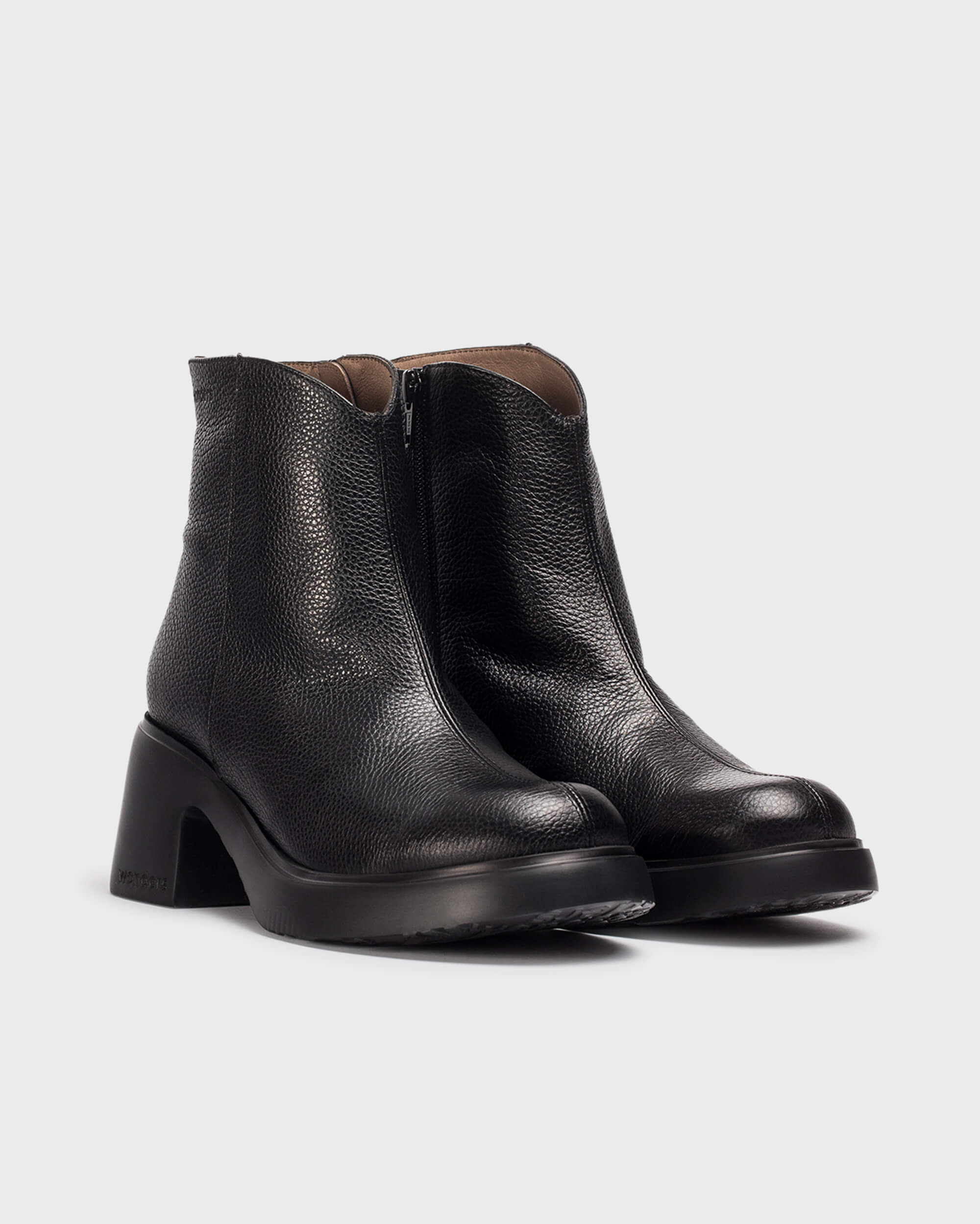 Black FLYTRES 25 Ankle boots - Galides
