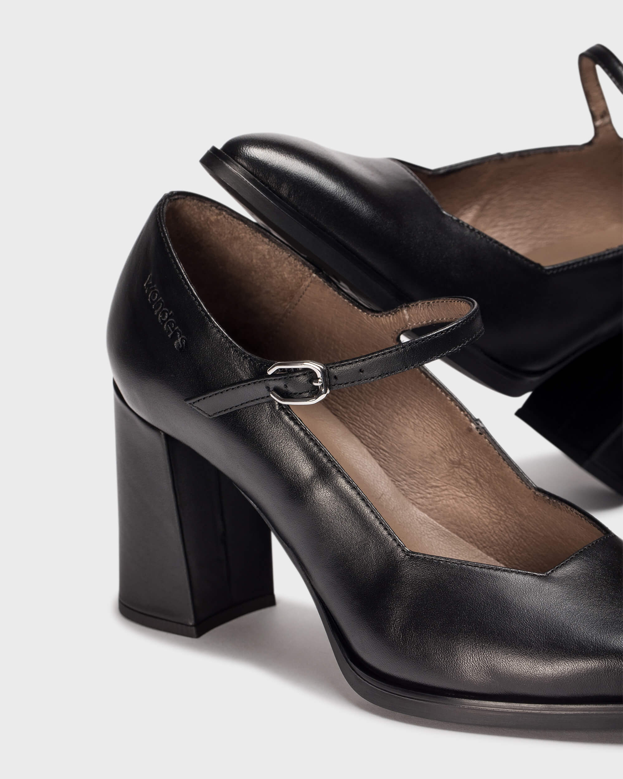 Black AURORA 21 Mary Janes - Galides