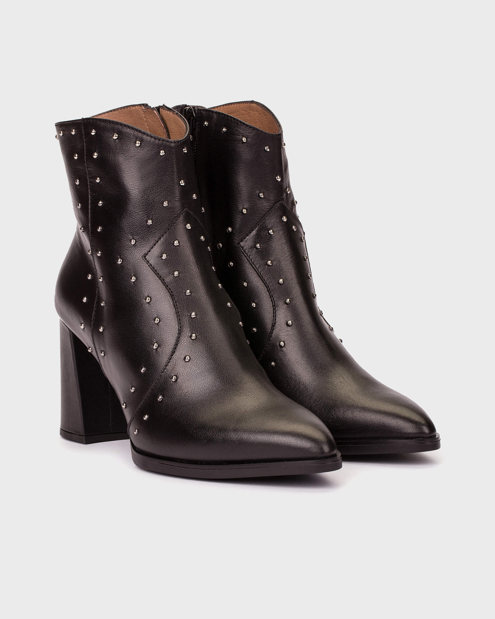 Black AURORA 31 Ankle Boots
