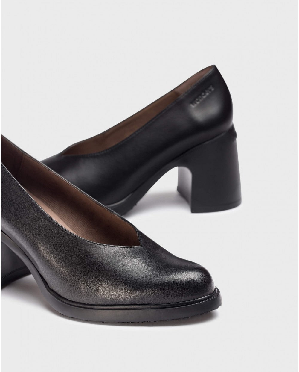 Black ELEY court shoe - Galides