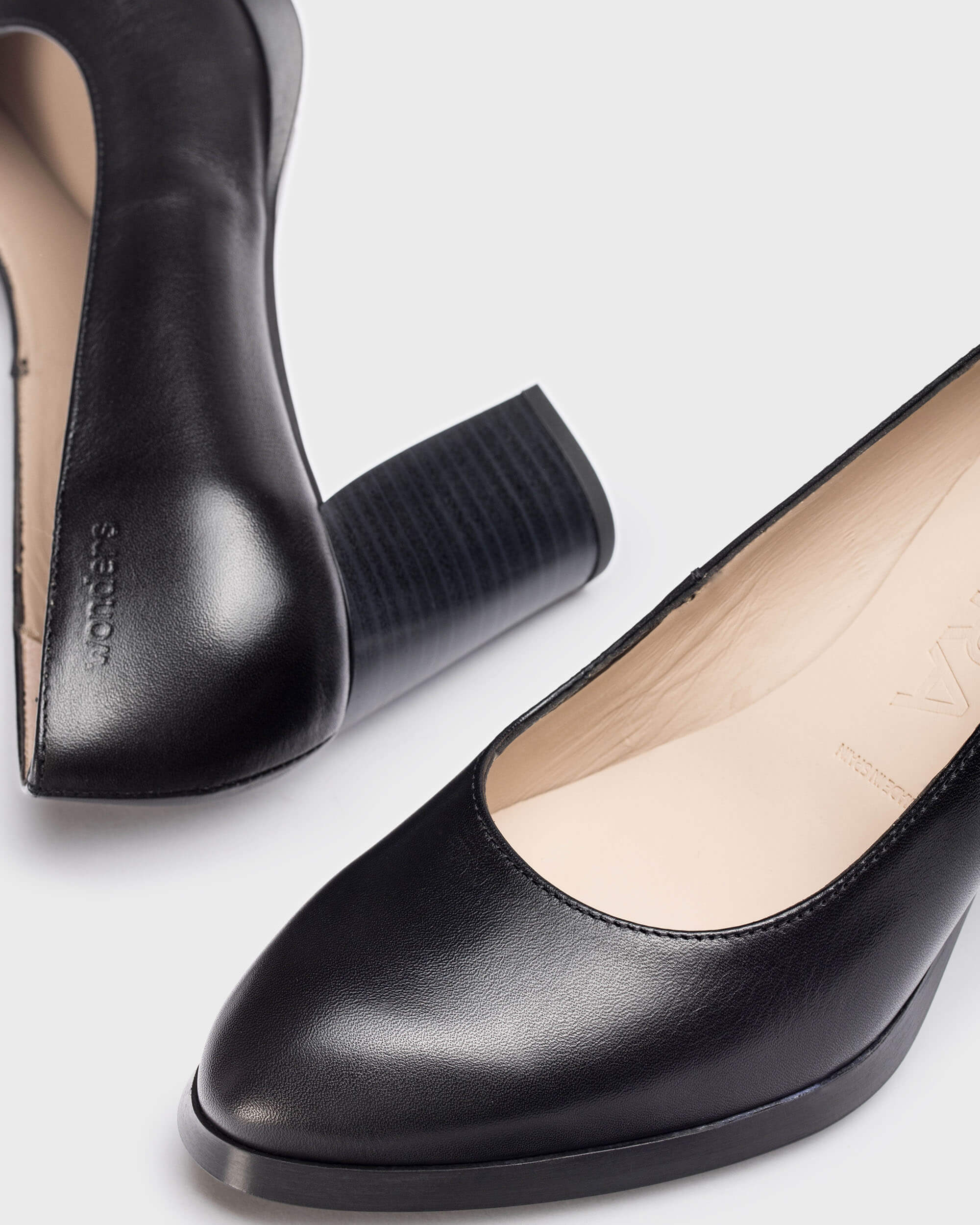 FENIX Heel Shoe Black - Galides