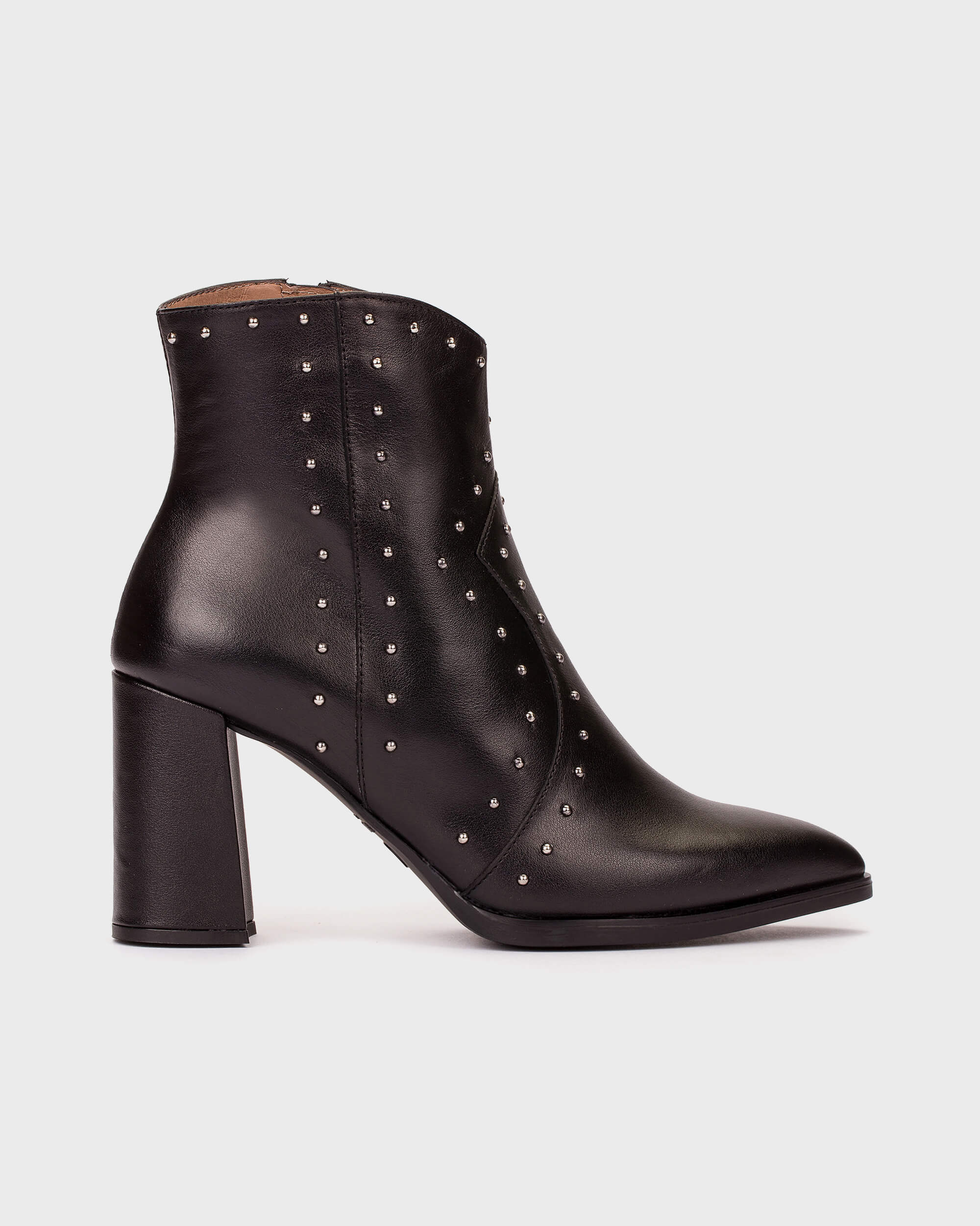 Black AURORA 31 Ankle Boots